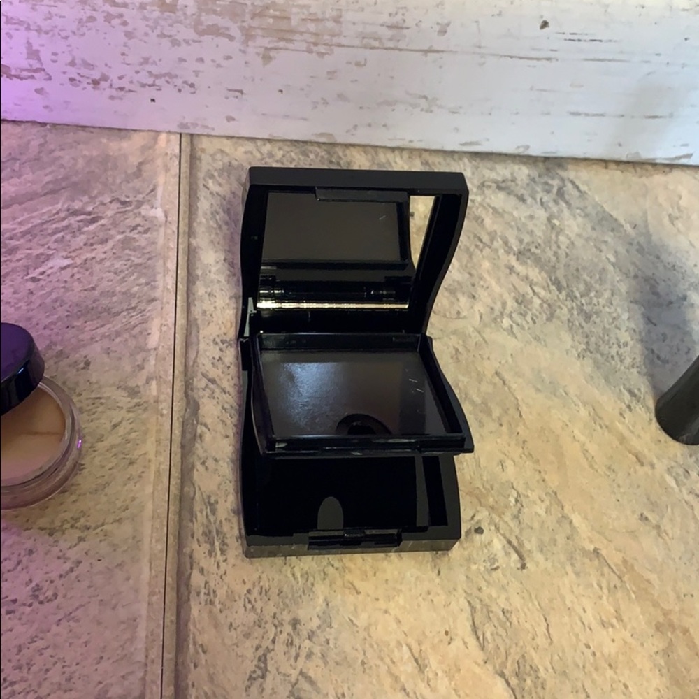 Mini Compact BUNDLE With Added Goodies - Picture 2 of 6